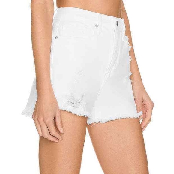 NEW Good American Good 90's Distressed Shorts in White Sz. 22 - Picture 2 of 3